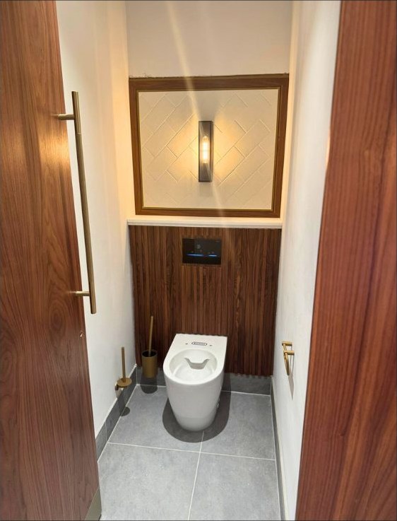 Toilet Cubicles & IPS by MV Global Interiors